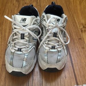 New Balance 530 Women's size 9